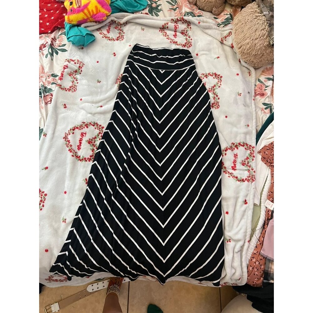 maxi stripped skirt